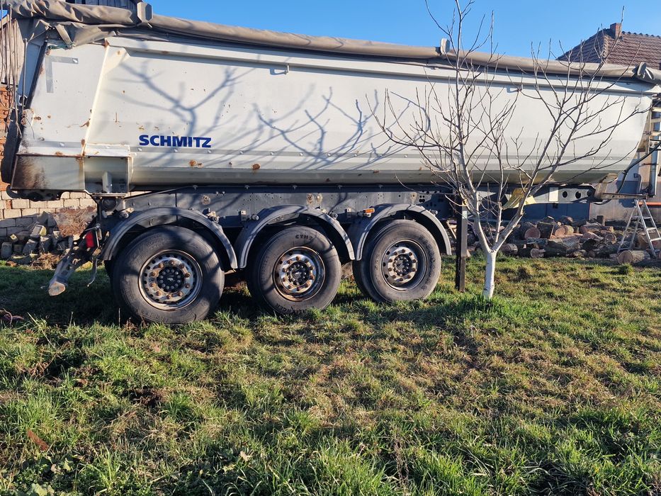 Schmitz Basculanta 2017