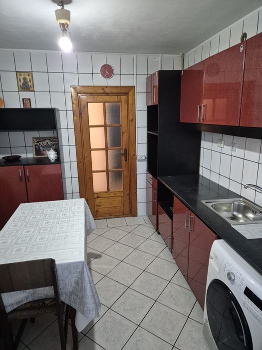 Închiriez două camere