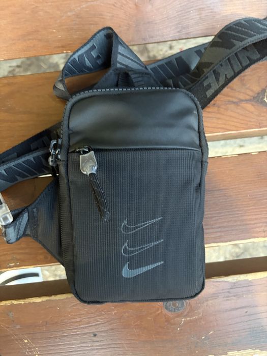Nike чанта черна