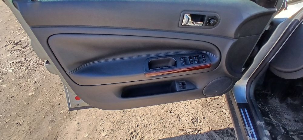 Vw passat 5.5   2004г. 2.5tdi  180hp