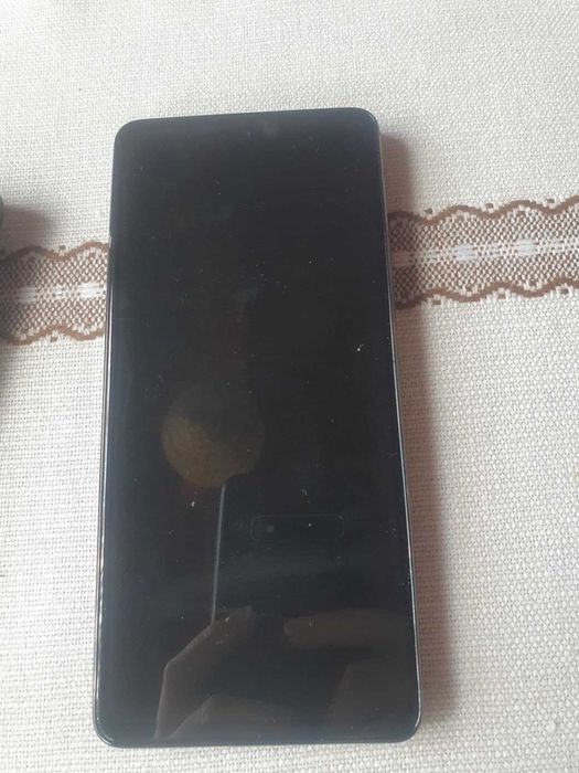 Продавам Samsung A53