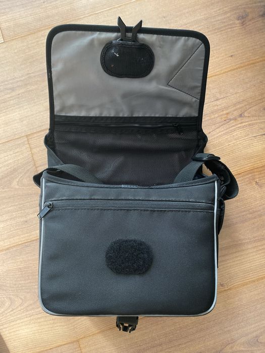 Продам сумку для фотоаппарата