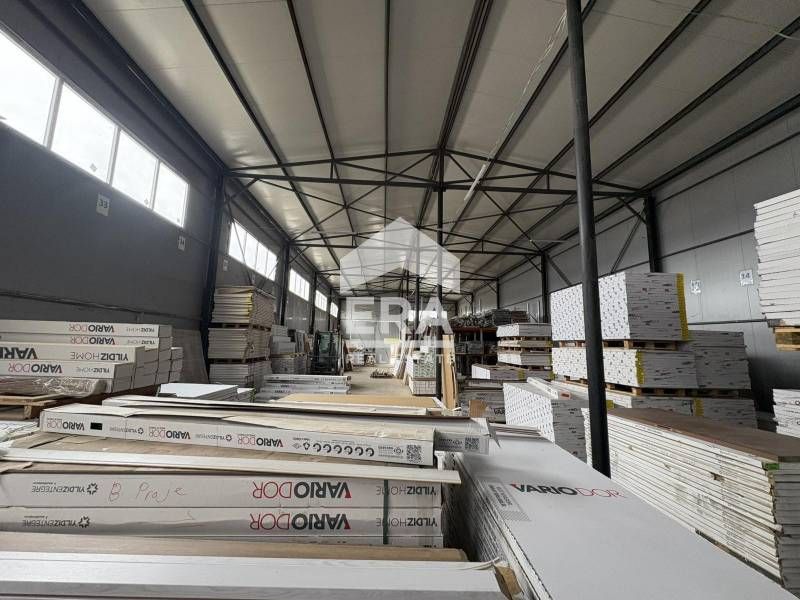 Дава се под наем Склад в Варна, Западна промишлена зона - 4000 кв.м за 3060 € - Снимка #9