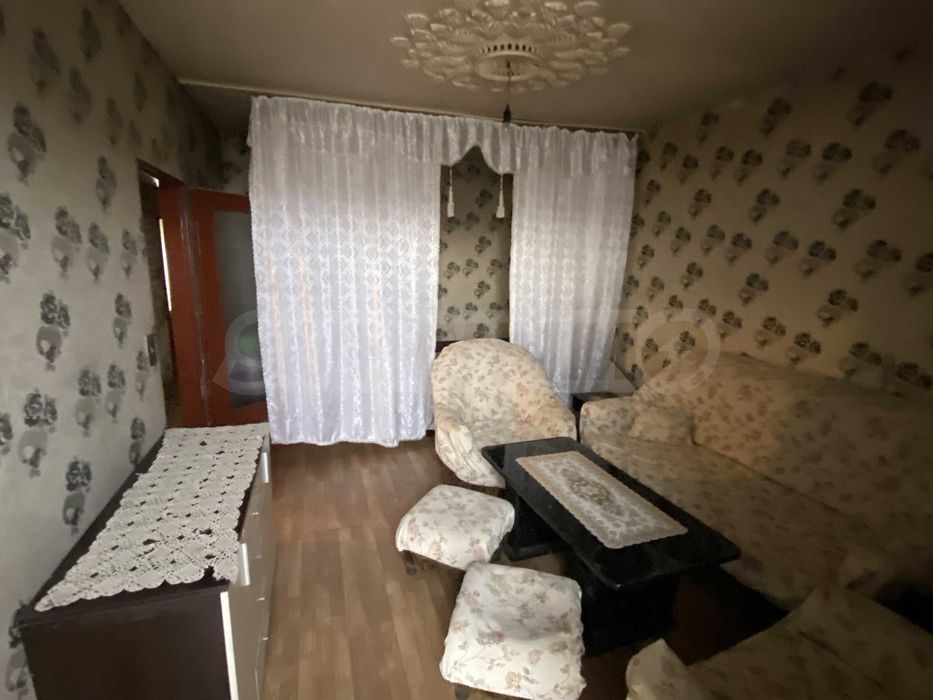 Тристаен апартамент Цена по Договаряне