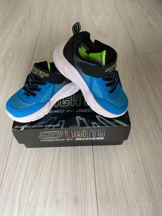 Skechers mărimea 24