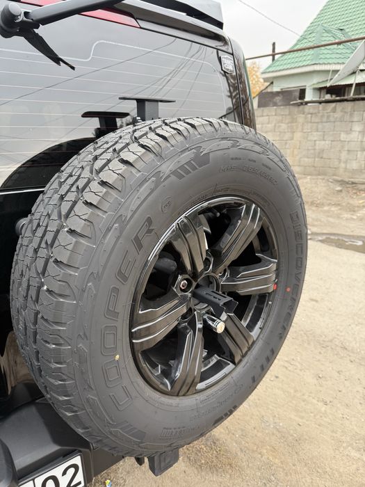 Продам комплект дисков и резины 5 шт