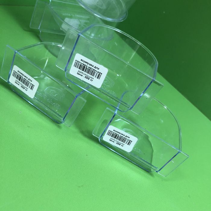 Кормушка в клетку