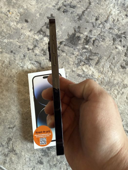 Vand iphone 14 pro max cumparat de nou impecabil