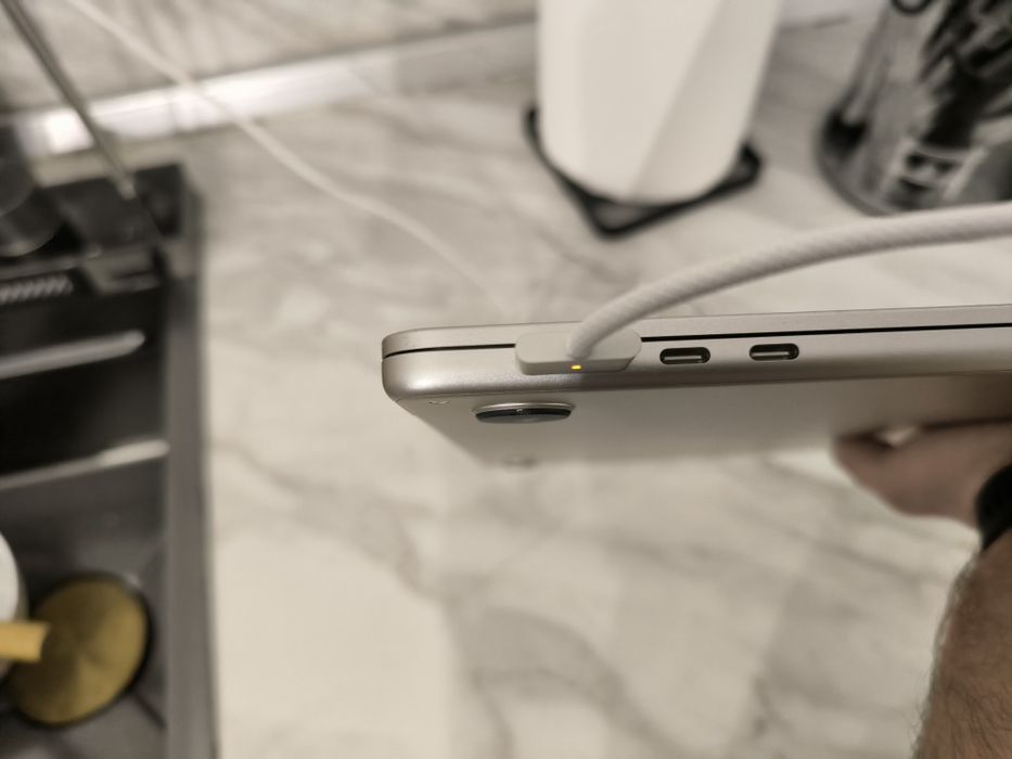 Vand MacBook Air M2 15 2023