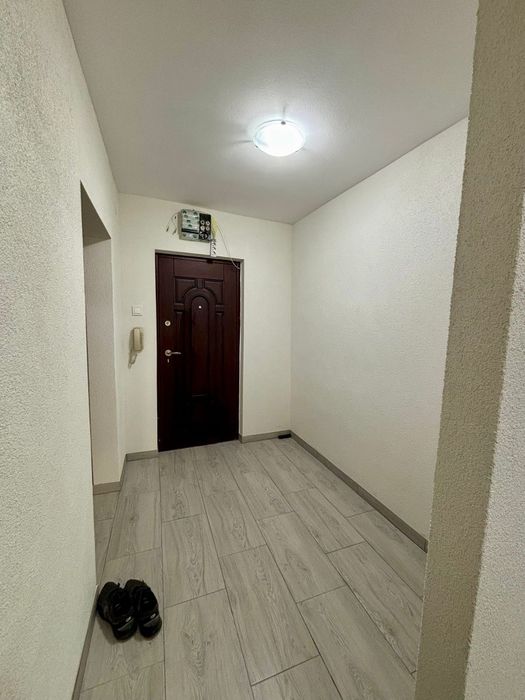 Garsoniera de închiriat