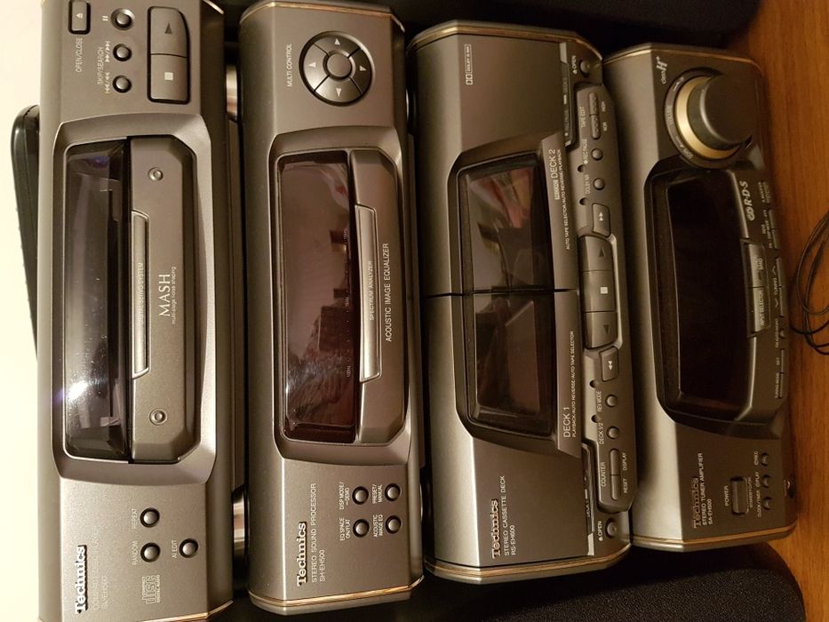 Музыкальный центр