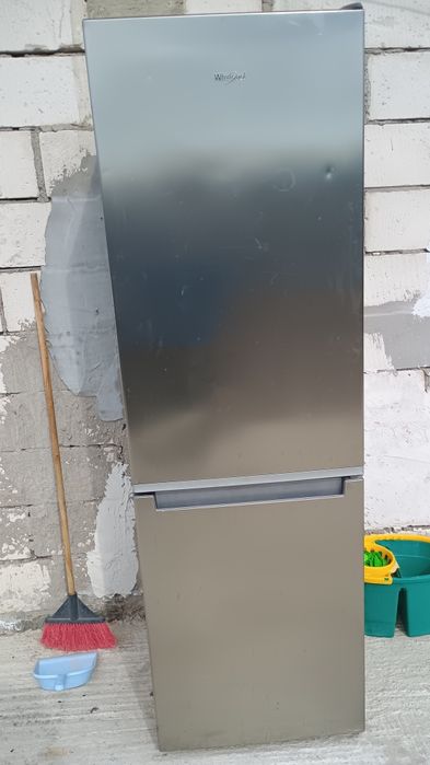 Vând combina frigorifica