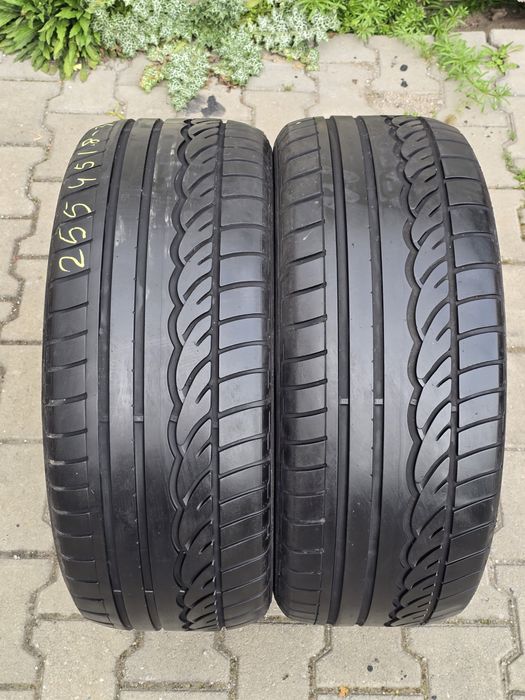 255 40 18 Dunlop