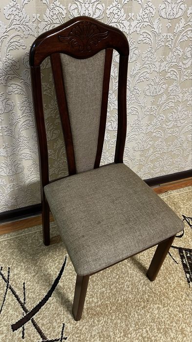 Продам стол и стулья