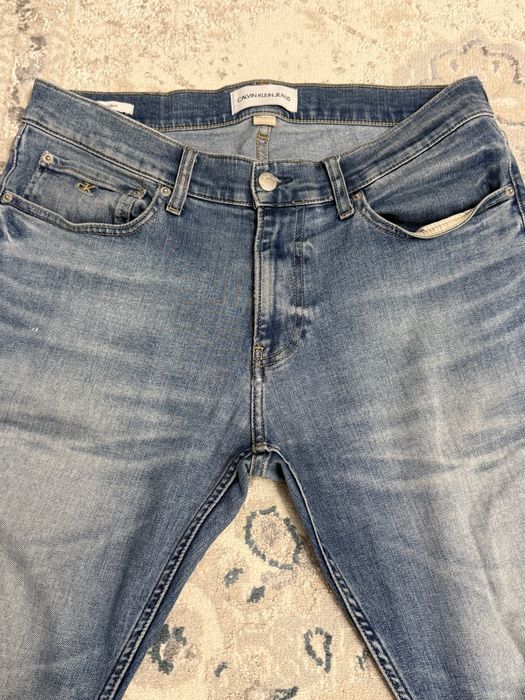 Джинсы Calvin Klein