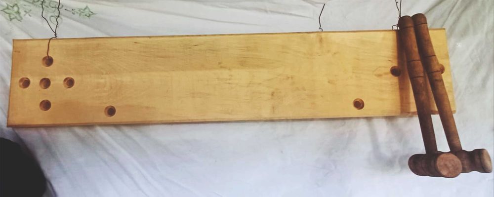 Toaca din lemn si ciocane