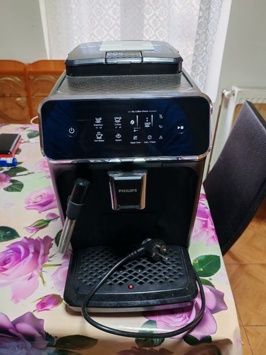 Vand aparate de cafea DeLonghi Magnifica S ,M, Philips