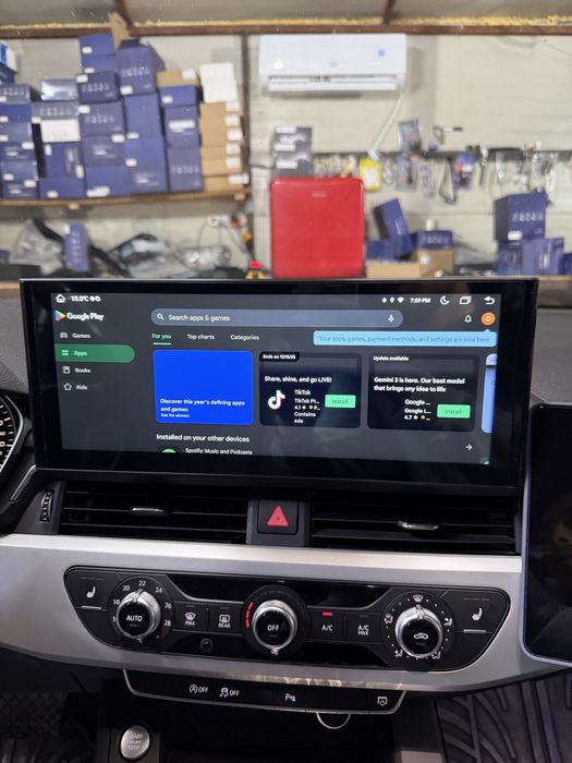 Navigatie Android A4 A5 B9 Ecran 2K Carplay , Android Auto + Camera