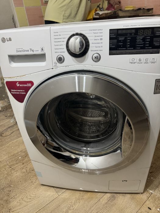 Продам стиральную машину LG