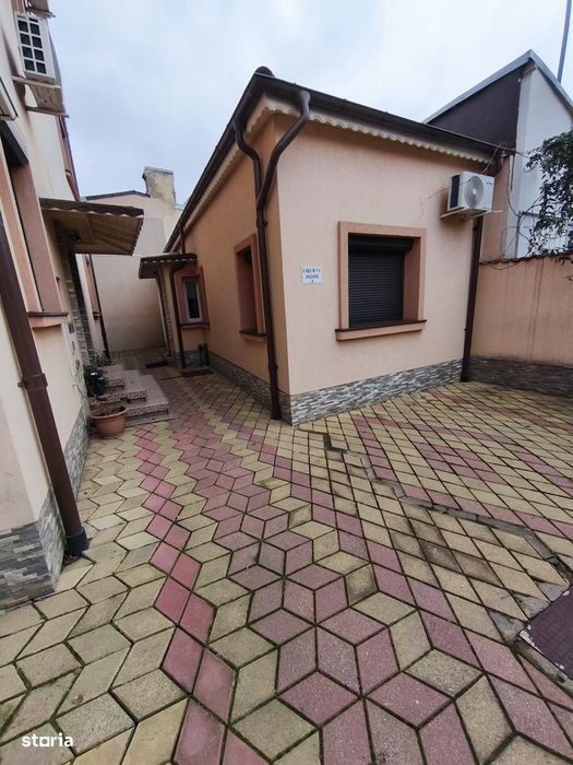 Garsoniera curte Liberty Mall Electromagnetica