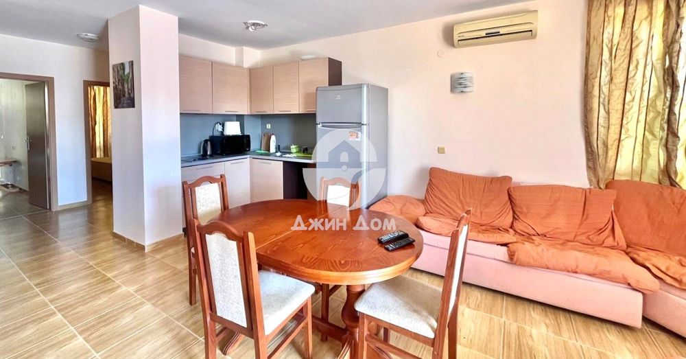 Продава се Тристаен апартамент в Свети Влас - 137 кв.м за 1168 €/кв.м - Снимка #1
