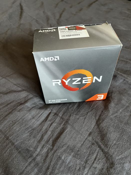AMD Ryzen 3 3100 пълен комплект