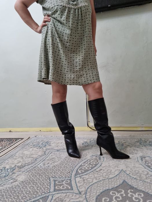 Продам осенью обувь