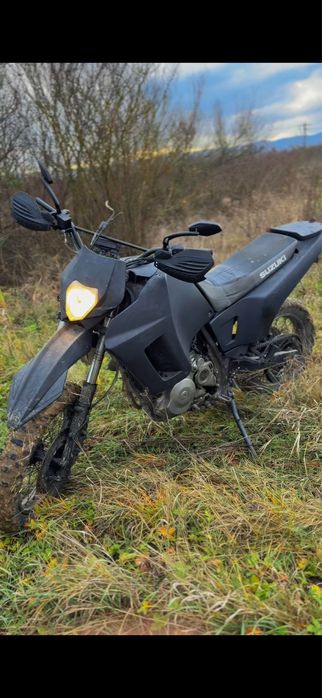 vănd sau schimb suzuki dr800s big