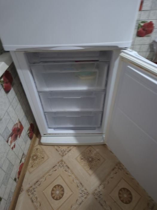 Холодильник индезит