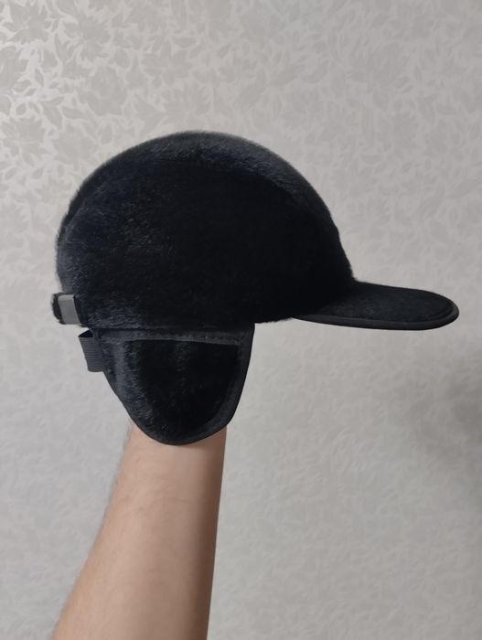 Продам зимнюю бейсболку