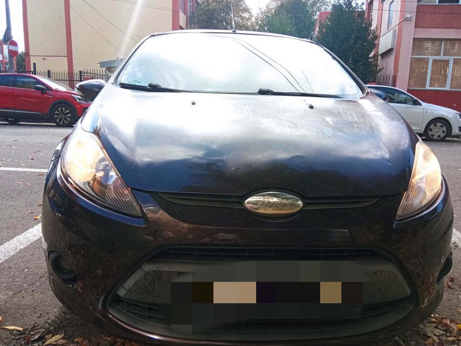 FORD FIESTA 1.4 GPL, vișiniu