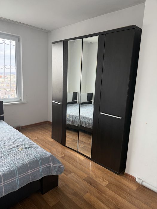 Продам спальный гарнитур