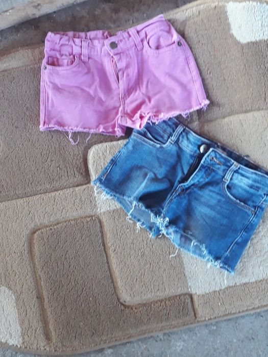 Pantaloni scurți de fetite