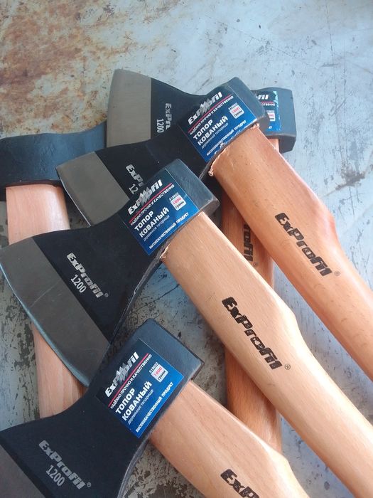 Продам топоры новый