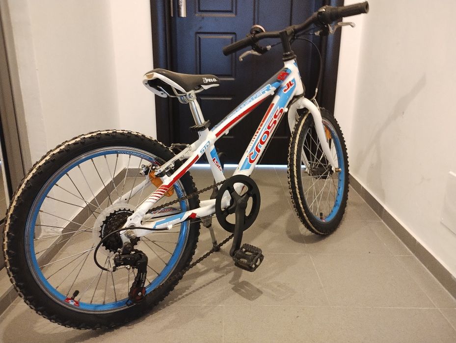 Продава се BMX SUNDAYS  и детско колело  CROSS SPEEDSTER