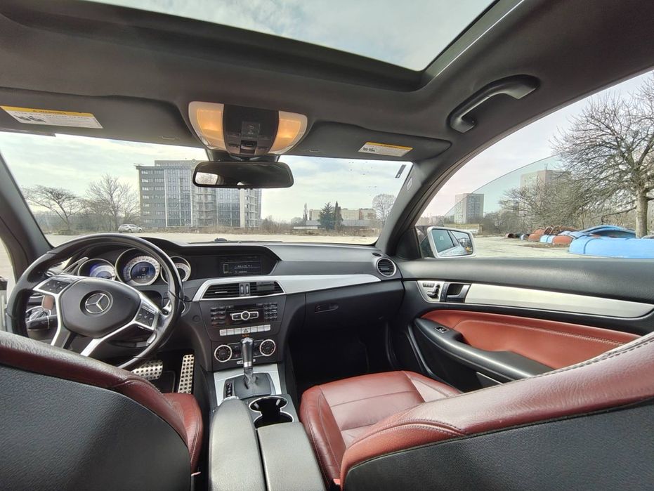 Mercedes C350 Под наем