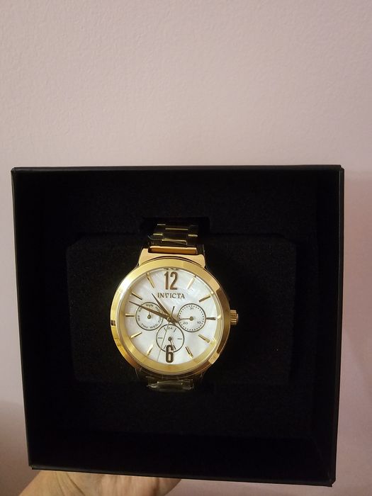 Часы женские Invicta оригинал