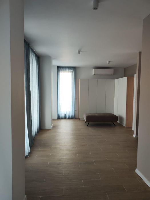 Дава се под наем Тристаен апартамент в София, Кръстова вада - 200 кв.м за 1500 € - Снимка #9