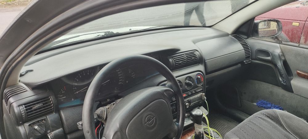 Продам Opel Omega b 2.5 акпп