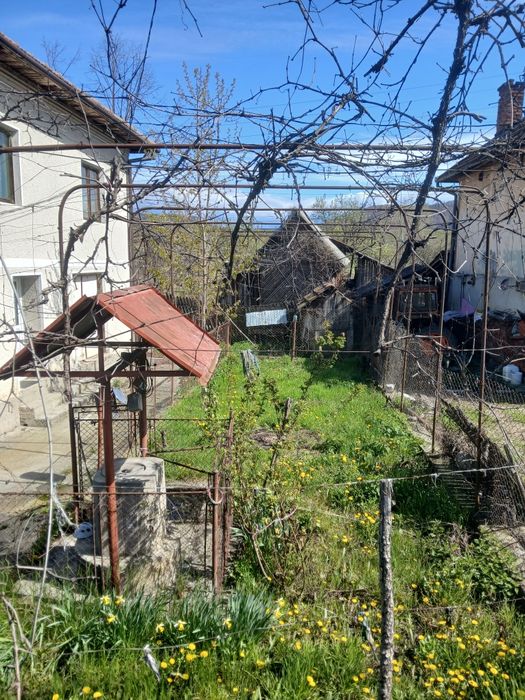 Vand Casa  Bujoreni Valcea