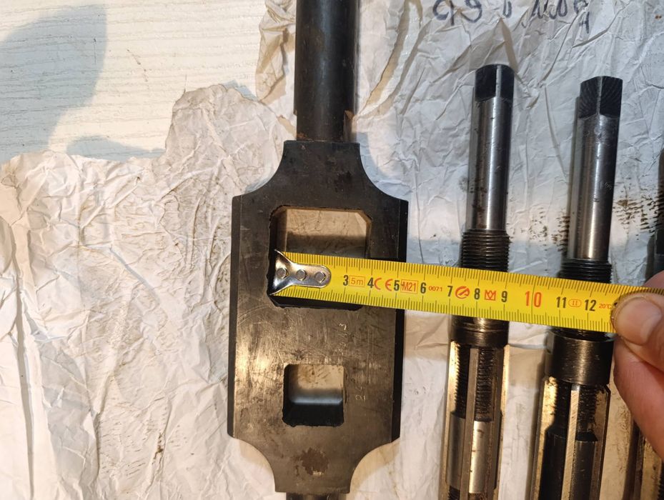 Раздвижен райбер и върток