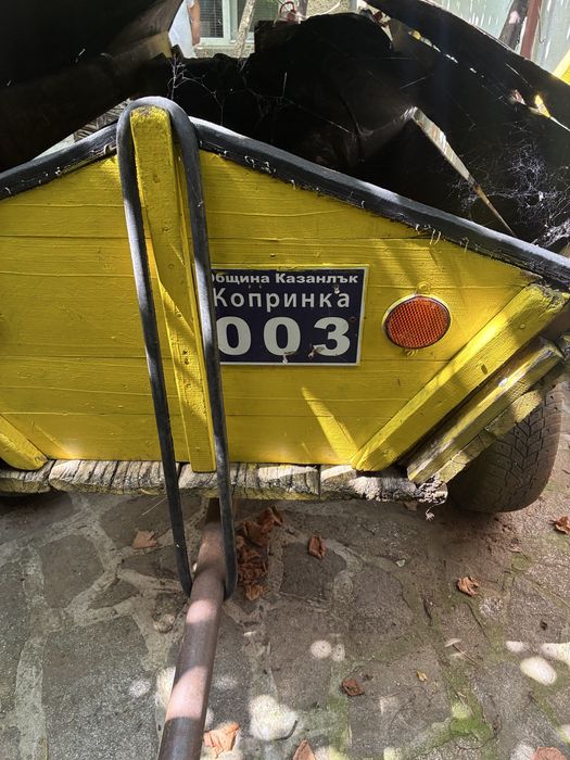 Кон с каруца Казанлък
