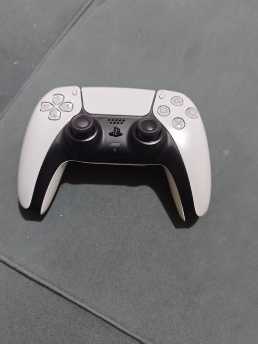 PlayStation 5 с дисководом