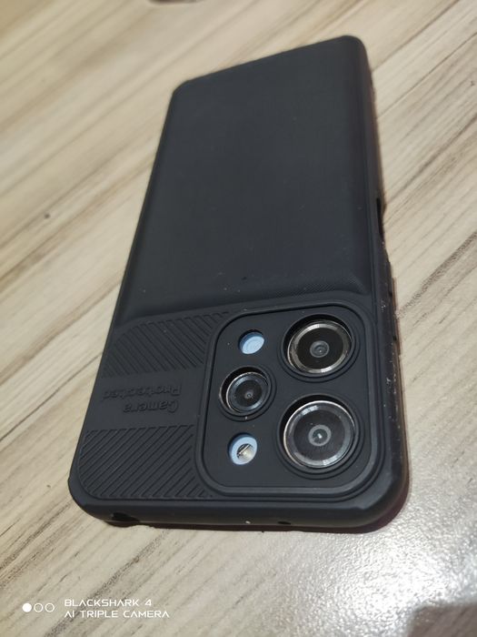 Продавам/заменям xiaomi redmi 12 8+4/256