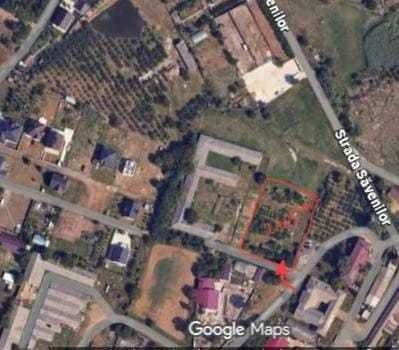 Teren intravilan – 3 loturi egale – Str. Săvenilor, Botoșani