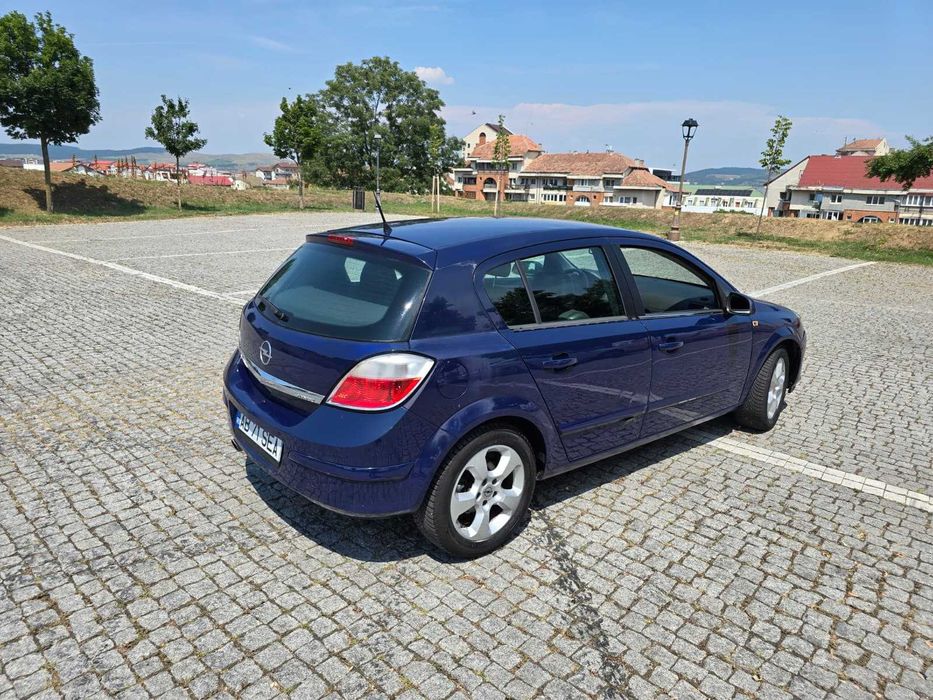 OPEL ASTRA 1.6i - Pret Negociabil