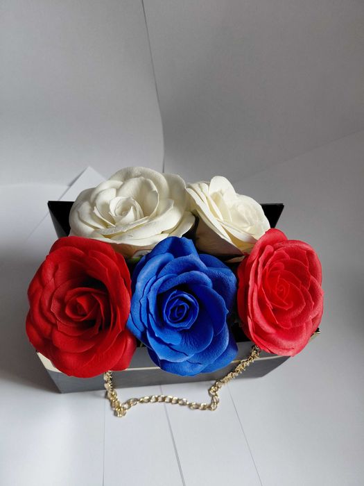 Aranjamente trandafiri de sapun