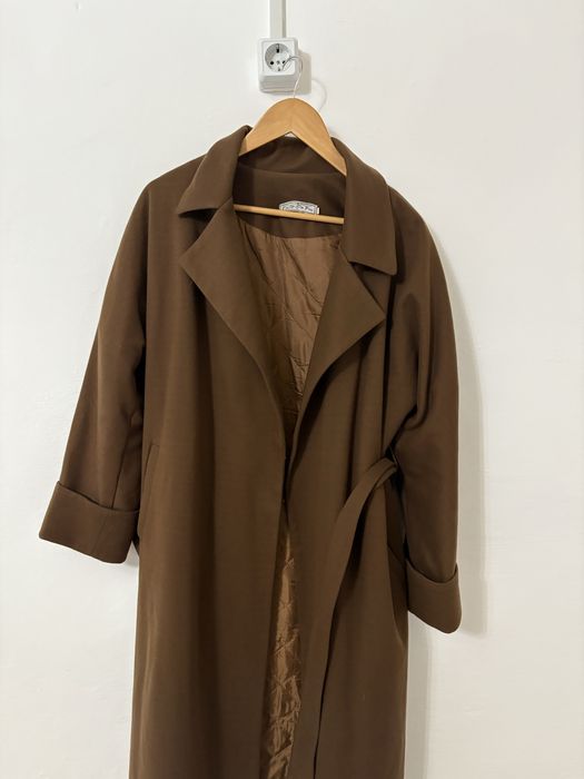 Пальто осенная стильная