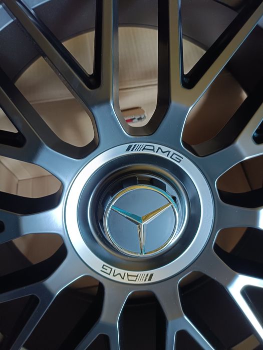 Мерс 20е разноширокие Amg