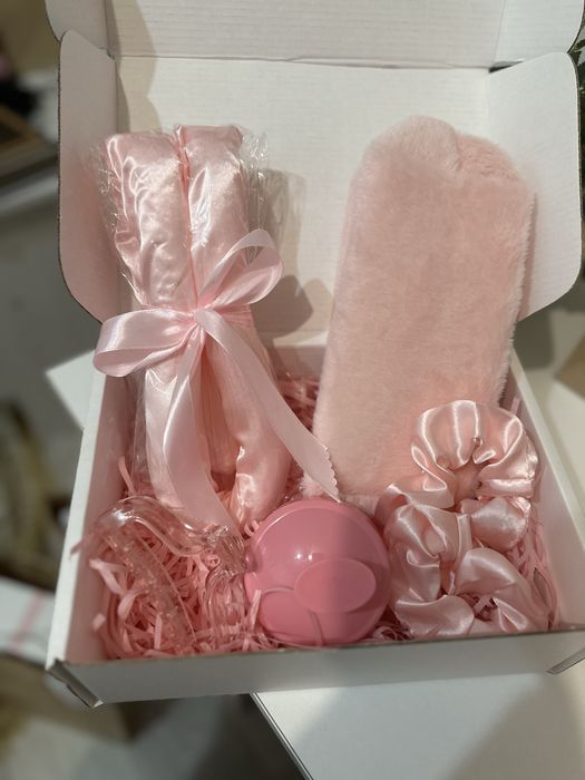 Бокс на 8-марта.